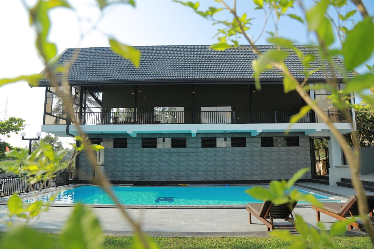 3R Resort نيجومبو المظهر الخارجي الصورة